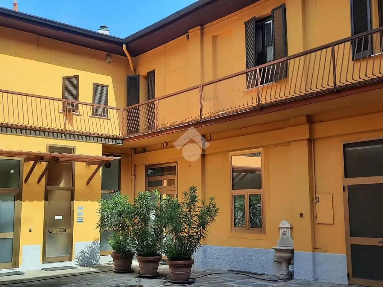 Laboratorio in Via Giovanni Antonio Amadeo 85, Milano, {3} - Foto 1