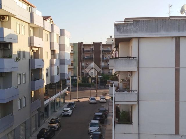 4-room flat in Via Maxia 23, Quartu Sant'Elena - Photo 1