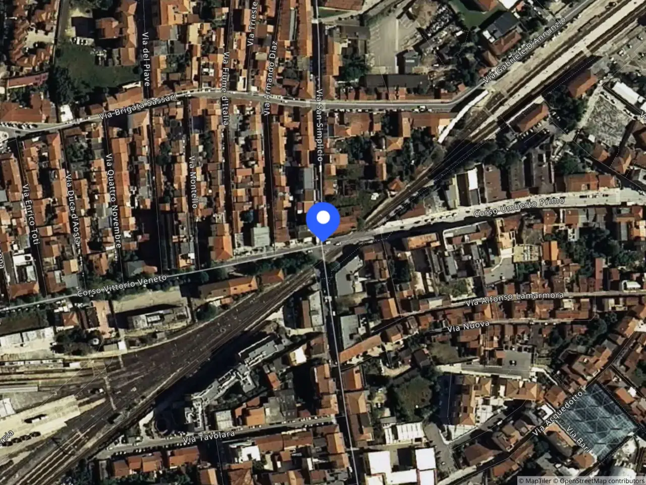 Fabbricato misto in Circonvallazione Nord, Strada per Golfo Aranci, Olbia, {3} - Foto 1