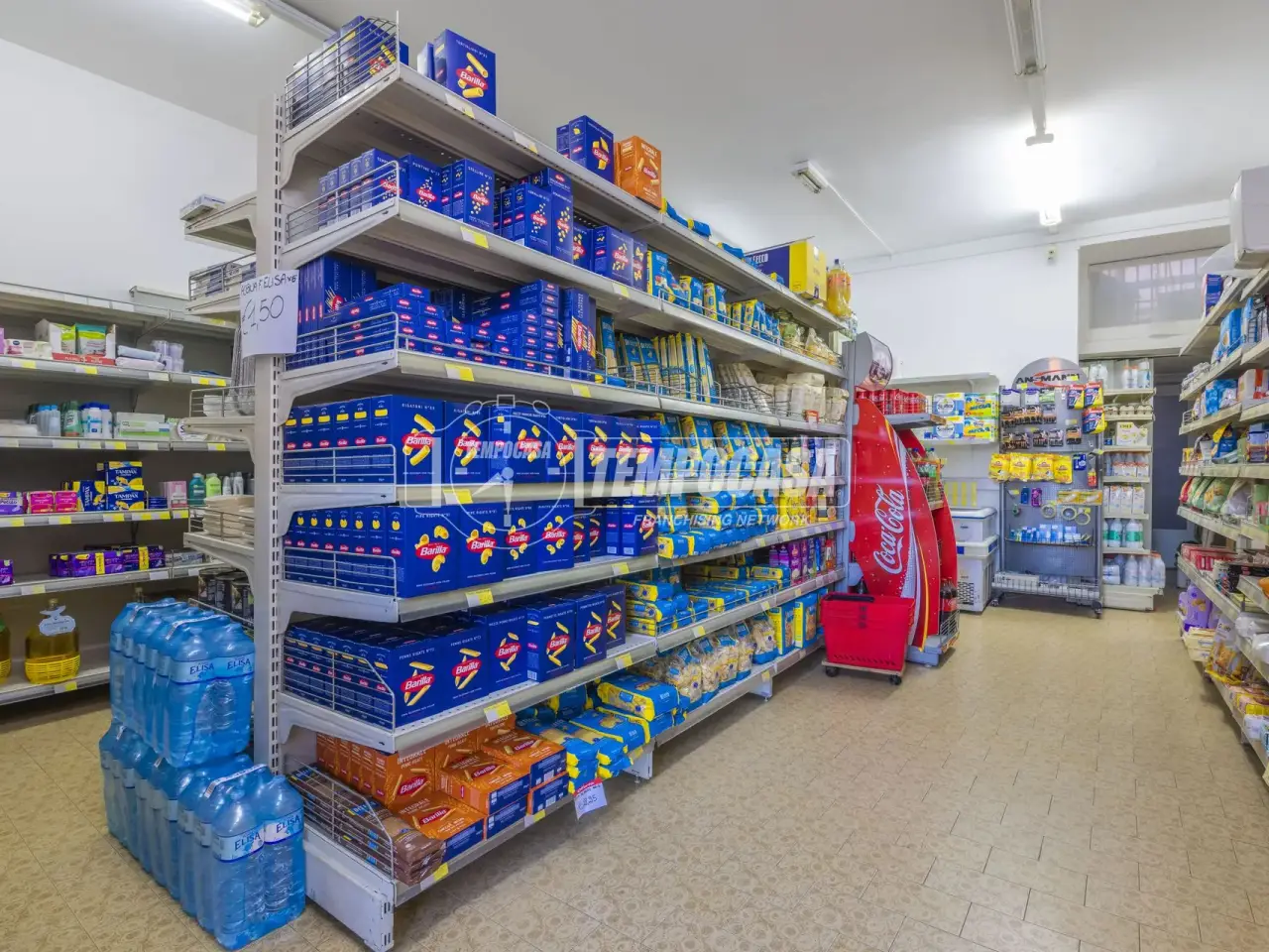 Supermercato in Strada Cluentina, Macerata, {3} - Foto 2