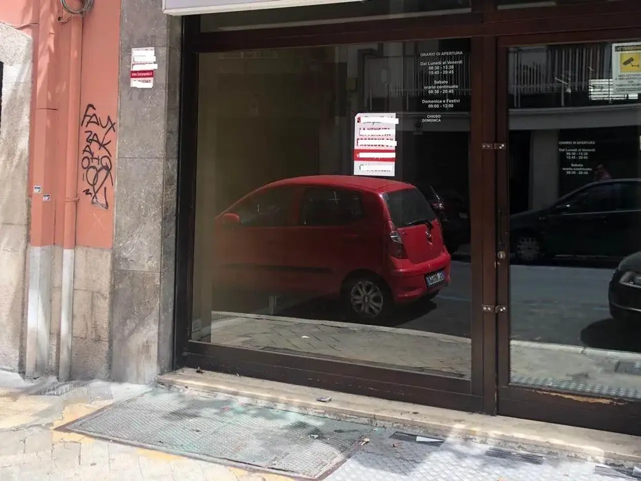 Negozio in , Bari, {3} - Foto 1