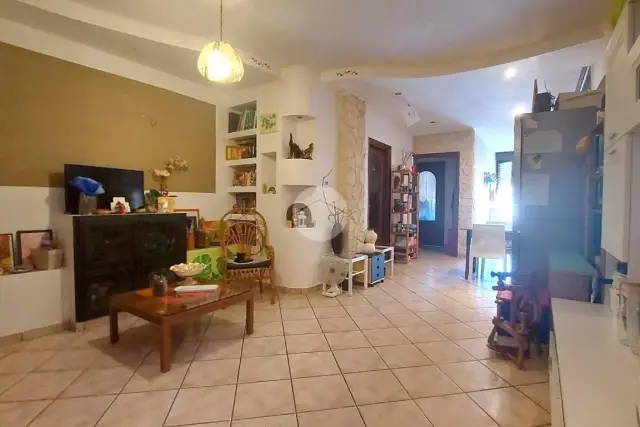 3-room flat in Via Santorre di Santarosa 51, None - Photo 1