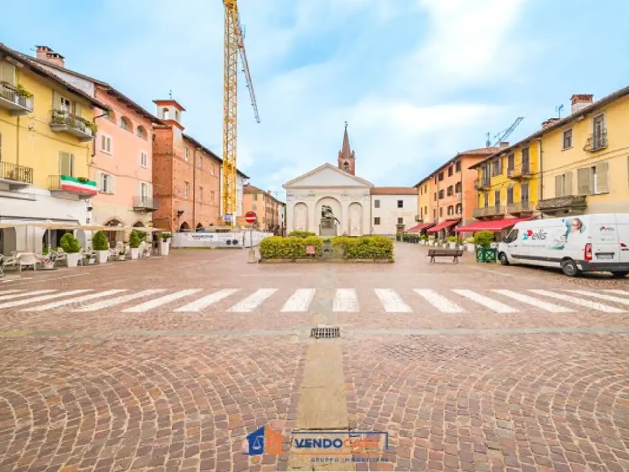 Ufficio in Via Ferruccio Valobra 120, Carmagnola, {3} - Foto 1