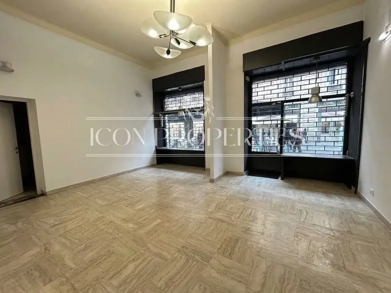 Negozio in Corso Giuseppe Garibaldi 110, Milano, {3} - Foto 1