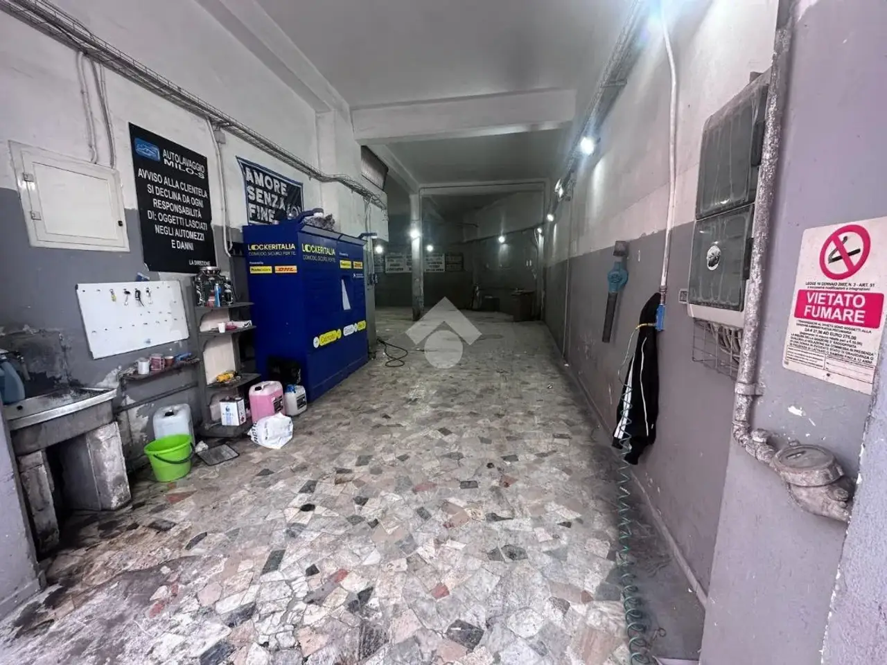 Laboratorio in Calata Capodichino 126, Napoli, {3} - Foto 1