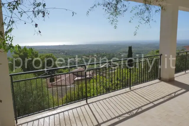 Mansion in {3}, Contrada Serra del Vento - Photo 1