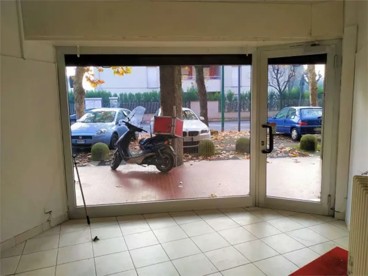 Negozio in Via Cardinal Riboldi, Paderno Dugnano, {3} - Foto 1