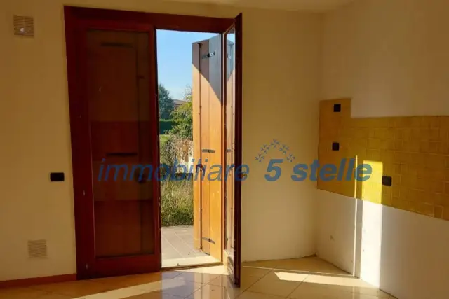 Villa in Viale Pasubio, Caldogno - Foto 1