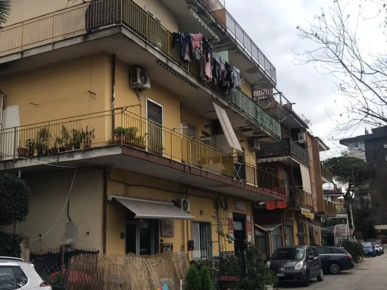 Negozio in Via Ravenna 20, Battipaglia, {3} - Foto 2