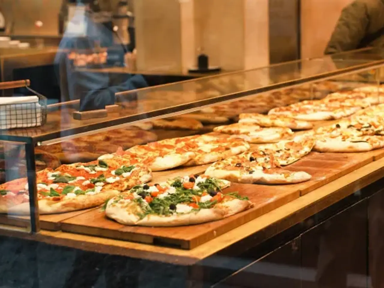 Pizzeria in Via Torino, Altopascio, {3} - Foto 1