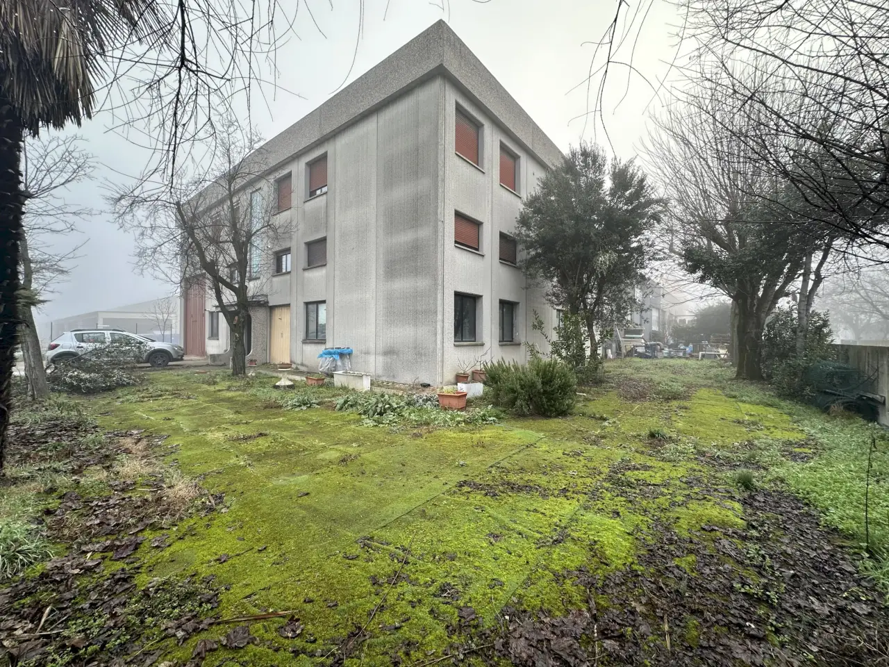 Capannone in Via Errico Malatesta 19, Imola, {3} - Foto 2