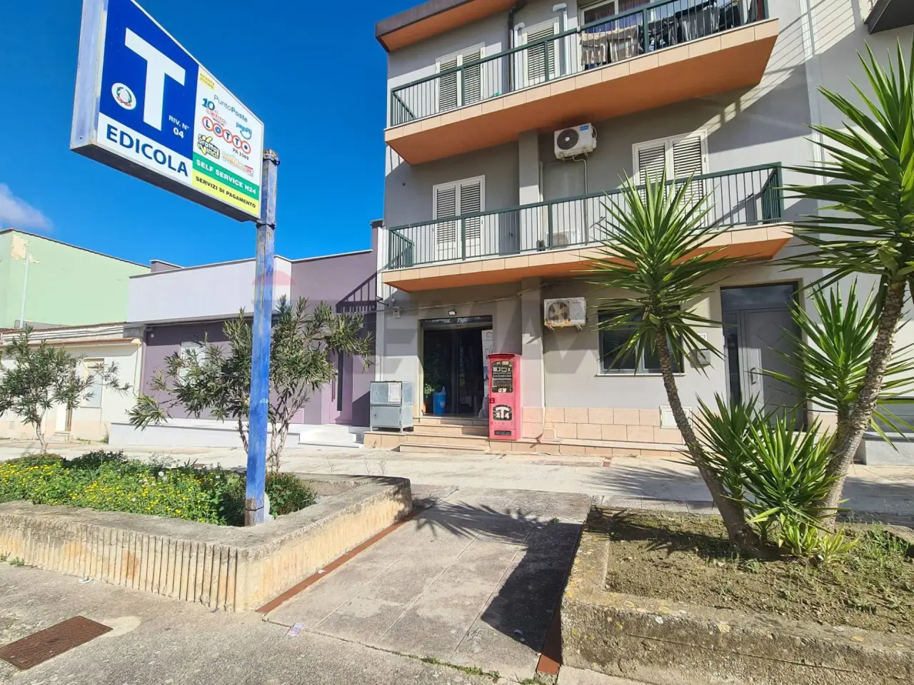 Esercizio commerciale in Via Brancati 77/a, Gibellina, {3} - Foto 1