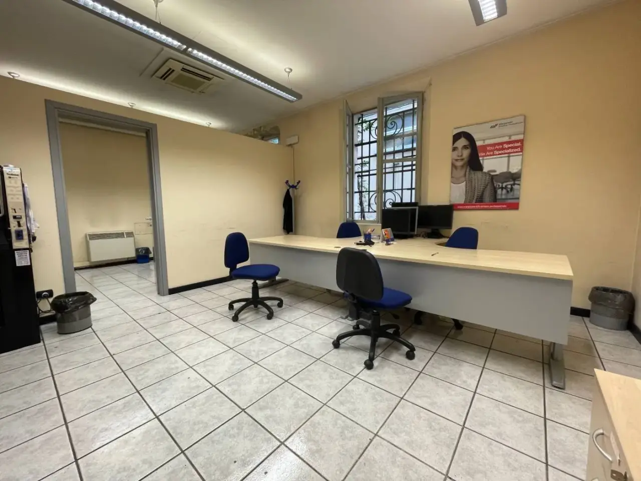 Ufficio in , Modena, {3} - Foto 1