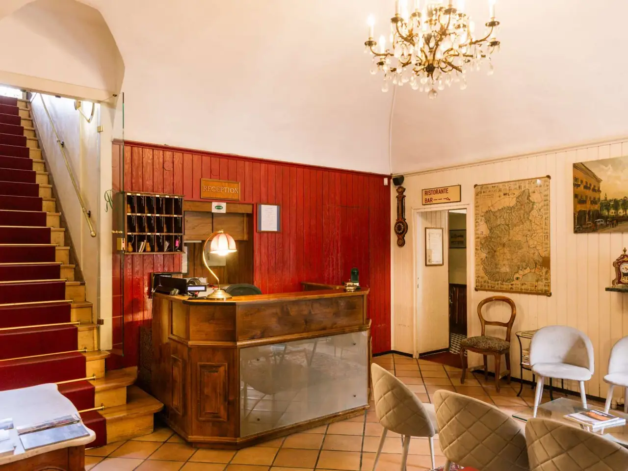 Hotel in Piazza Luigi Barbieri 22, Pinerolo, {3} - Foto 2