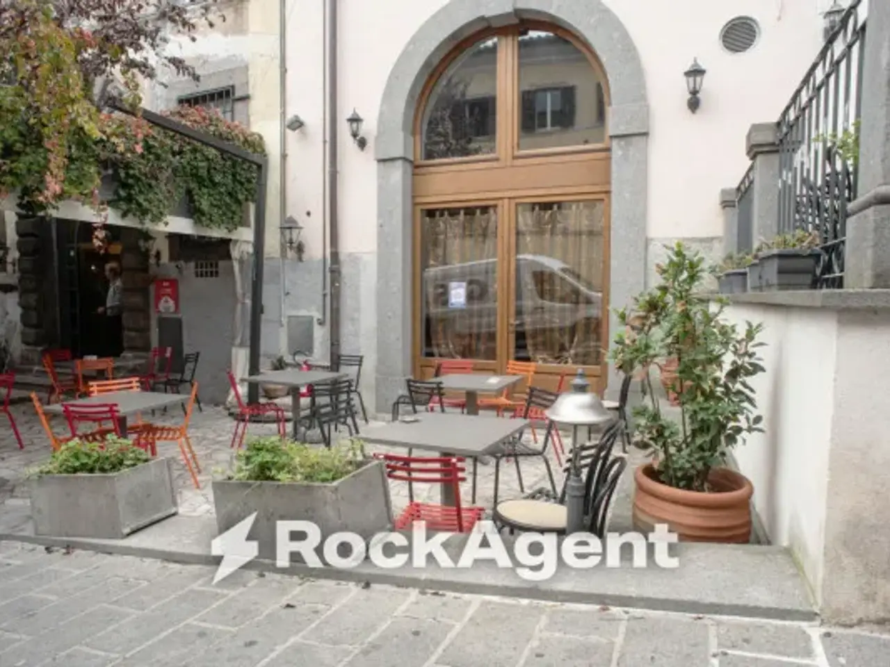 Negozio in Via Andrea Doria 18, Viterbo, {3} - Foto 1