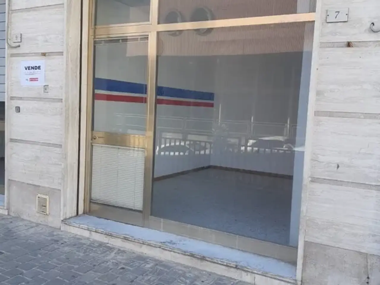 Negozio in , Civitanova Marche, {3} - Foto 1