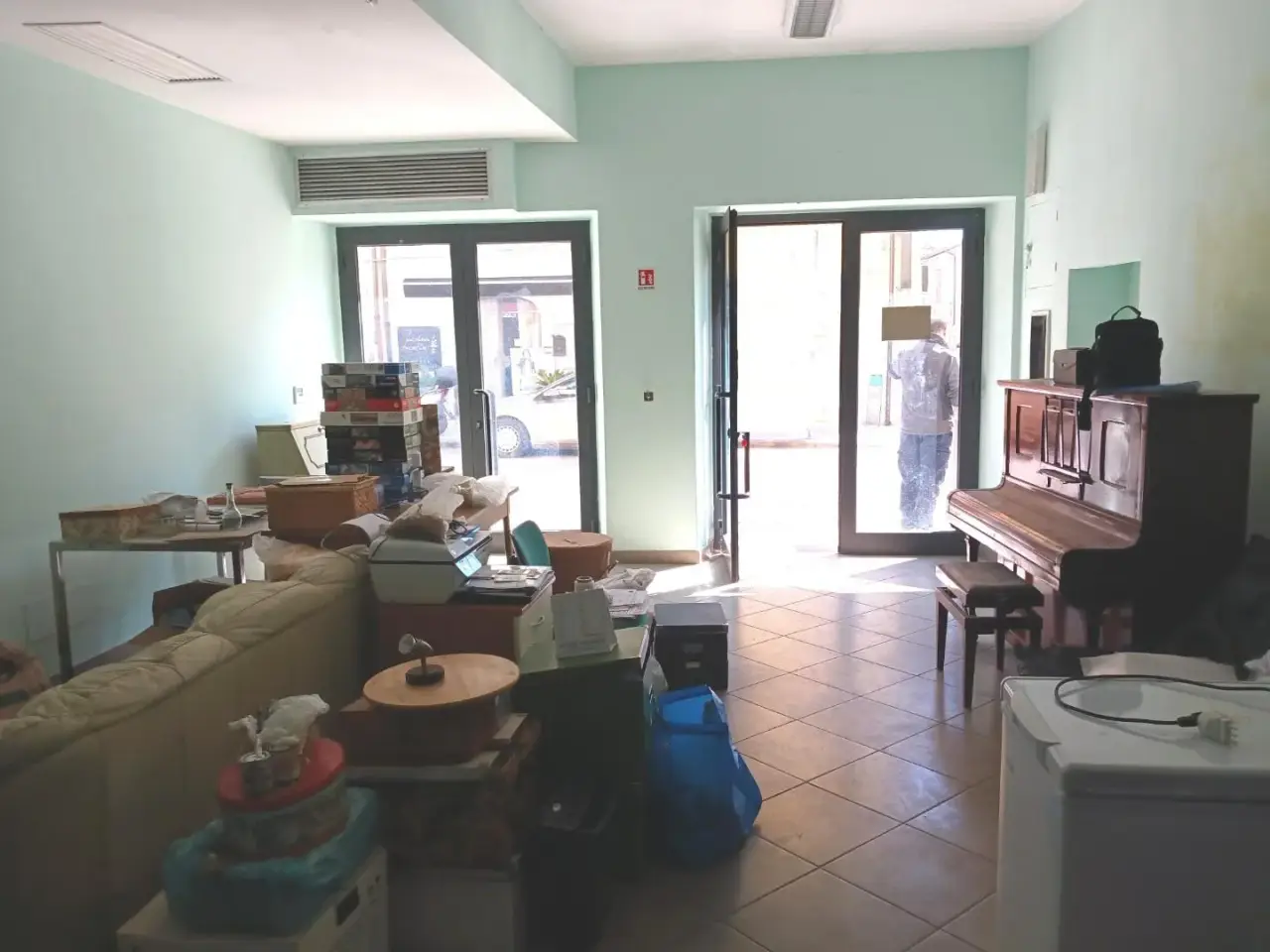 Locale commerciale in , San Giuliano Terme, {3} - Foto 1