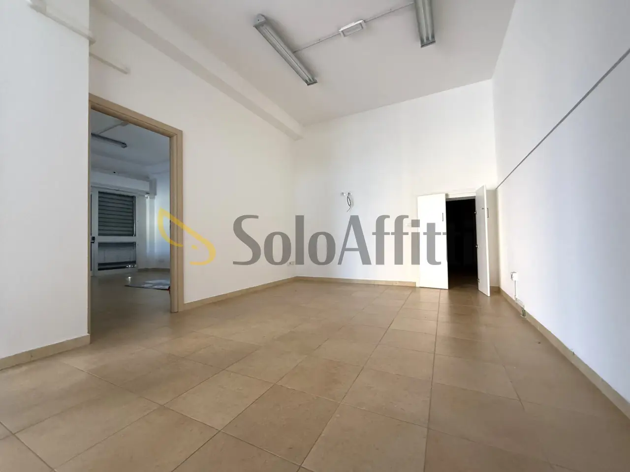Capannone in Via Milazzo 34, Catanzaro, {3} - Foto 2