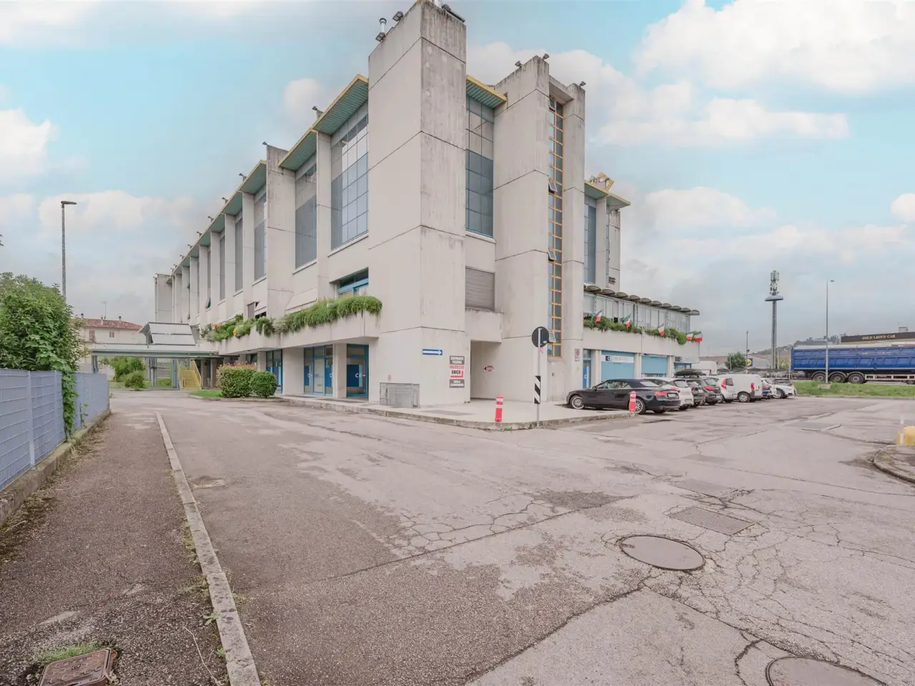 Ufficio in  Conegliano, Conegliano, {3} - Foto 1