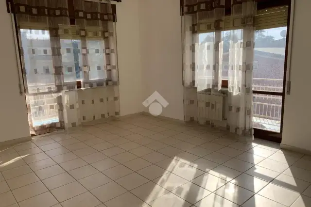 Apartament in Via Arrigo Boito 50, Caserta - Photo 1