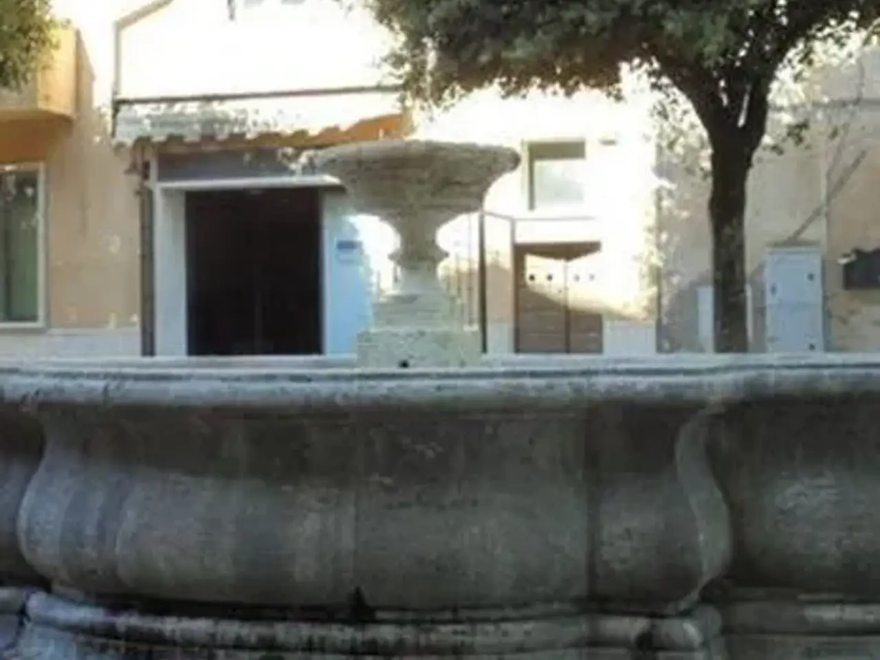 Negozio in Piazza della Repubblica, Pitigliano, {3} - Foto 2