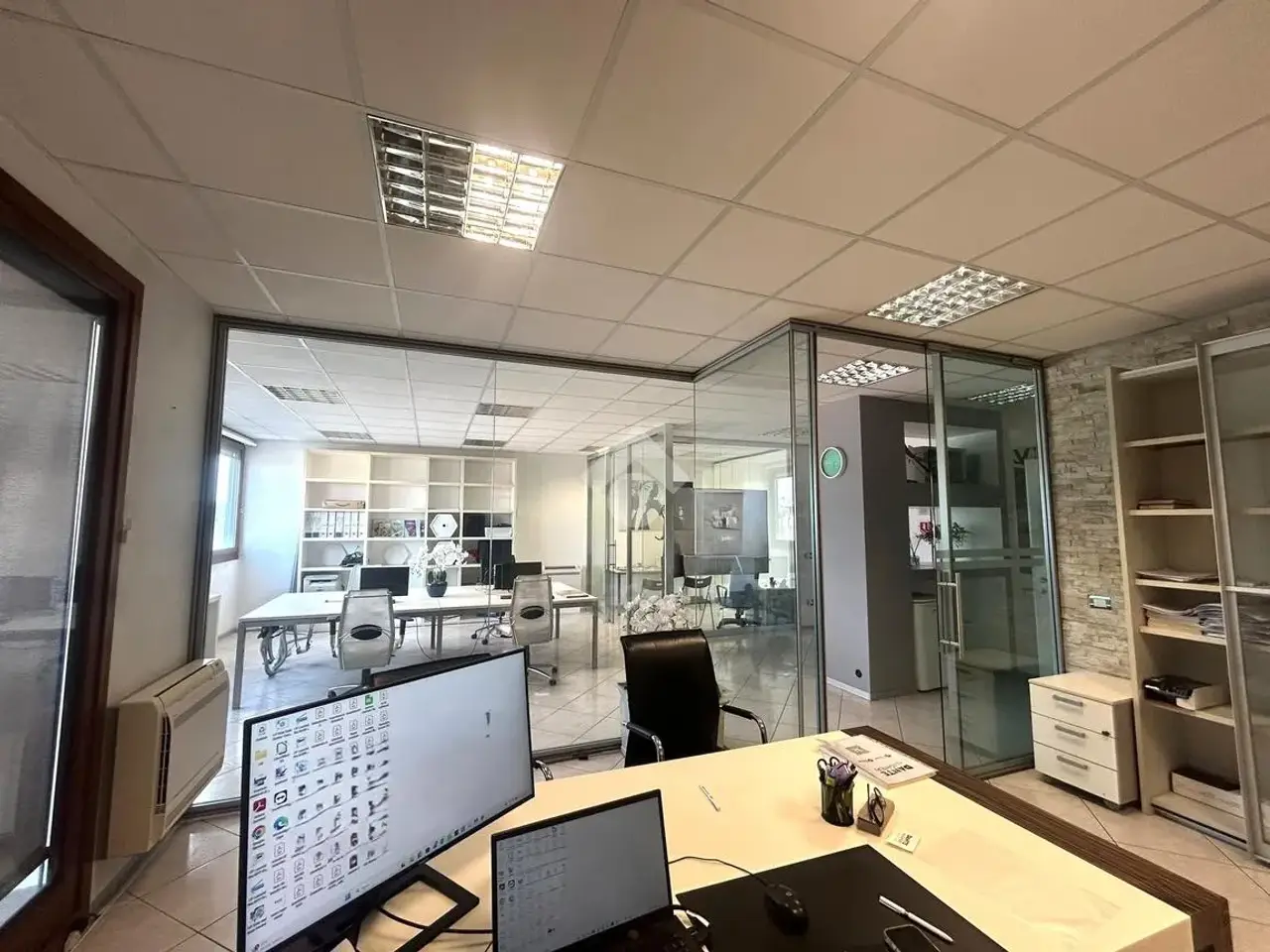 Ufficio in Viale dell'Industria 23, Padova, {3} - Foto 2