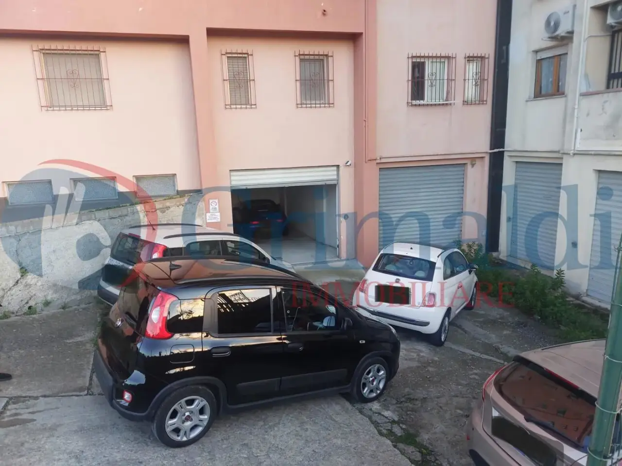 Magazzino in Traversa Barlaam da Seminara 23, Catanzaro, {3} - Foto 2