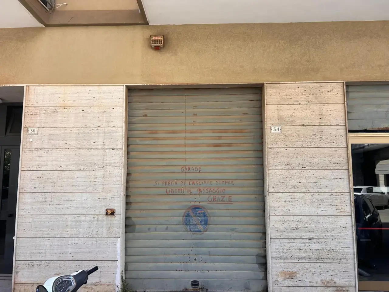 Parcheggio chiuso in , Siracusa, {3} - Foto 2