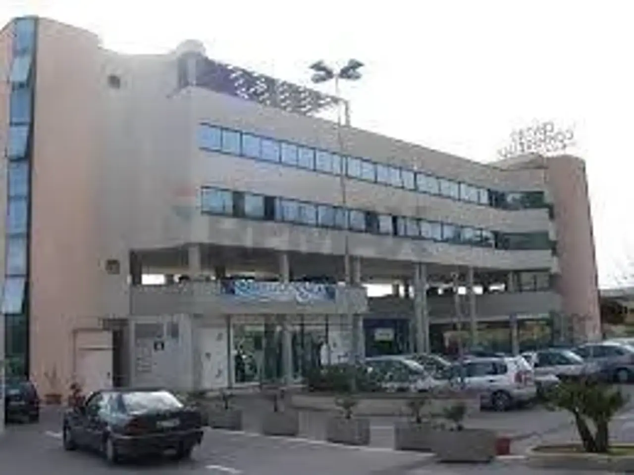 Negozio in Via San Leonardo 52, Salerno, {3} - Foto 1