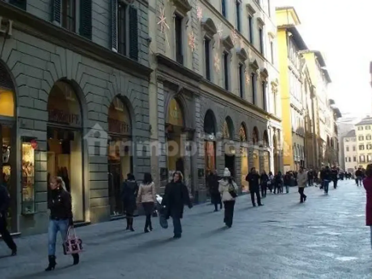 Tempo libero in Piazza della Repubblica, Firenze, {3} - Foto 2