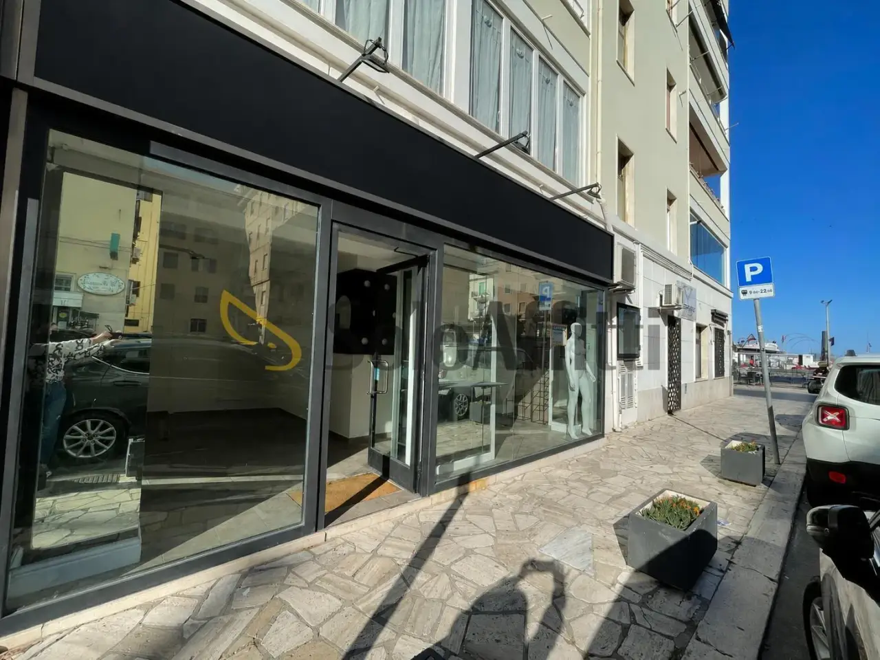 Negozio in Via Pollastrini , Anzio, {3} - Foto 1