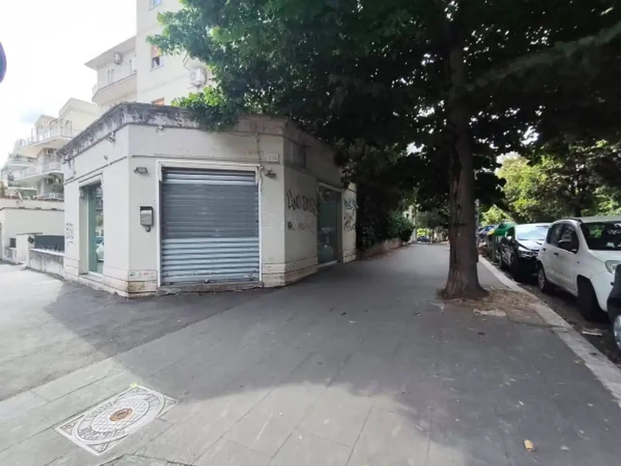 Negozio in Viale dei Colli Portuensi, Roma, {3} - Foto 2
