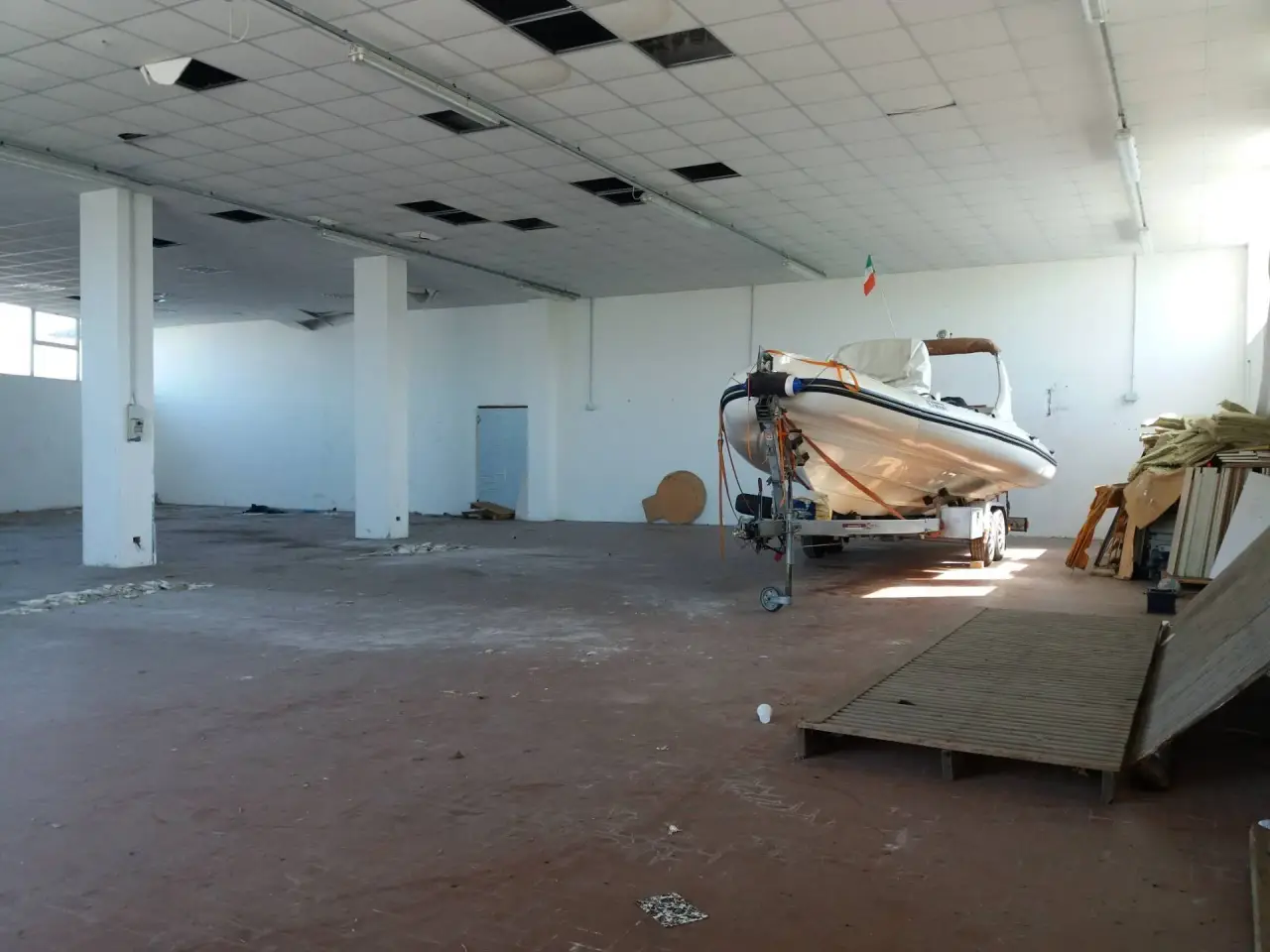 Esercizio commerciale in Via Pietrasantina 5, San Giuliano Terme, {3} - Foto 2