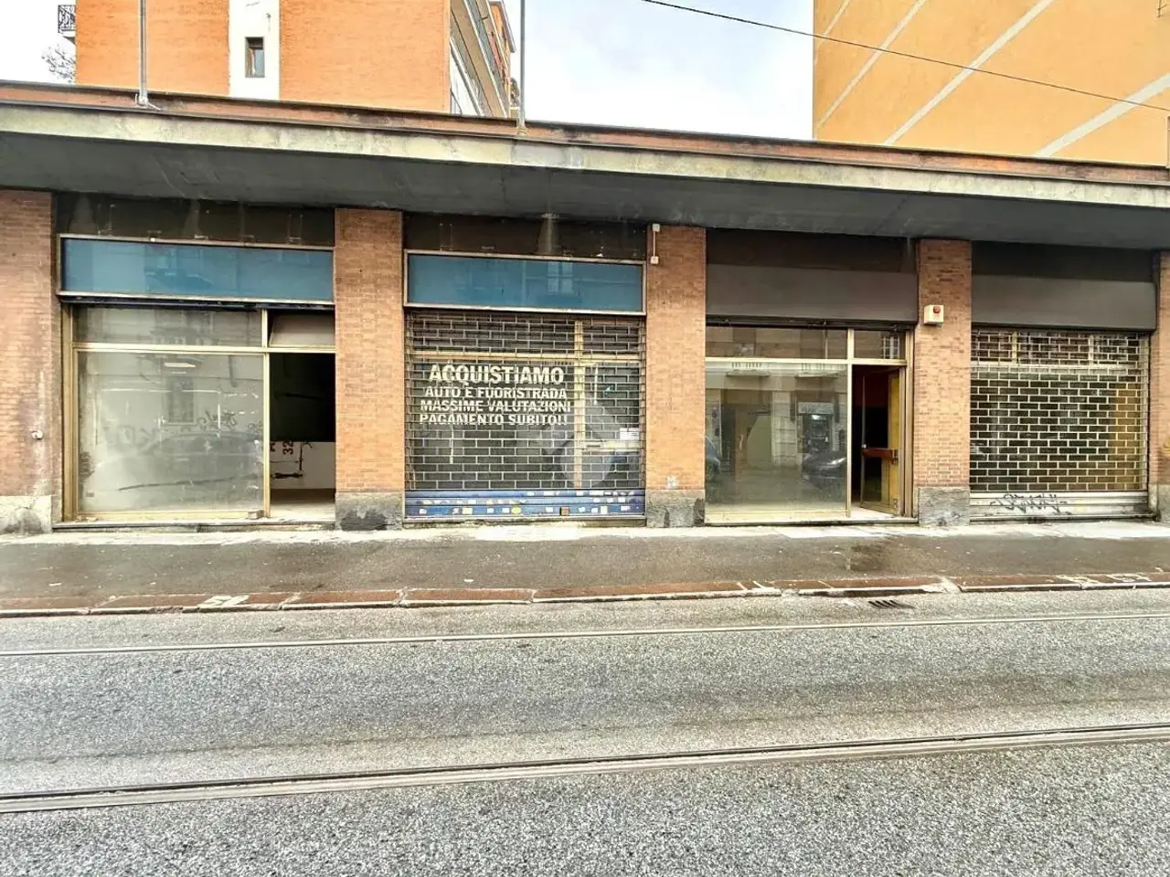 Negozio in Via Nicola Fabrizi 68, Torino, {3} - Foto 1