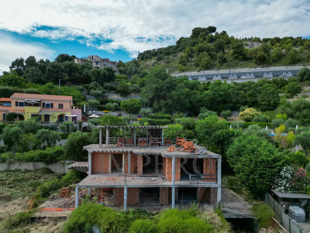 Palazzina commerciale in Corso Mentone 45, Ventimiglia, {3} - Foto 1