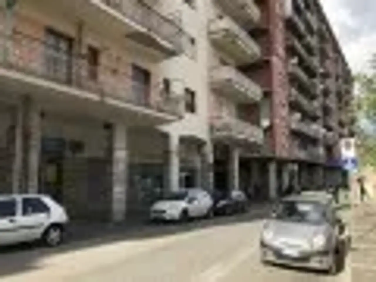 Locale commerciale in Via Giuseppe Torre				 - 84016				 - Pagani, Pagani, {3} - Foto 1