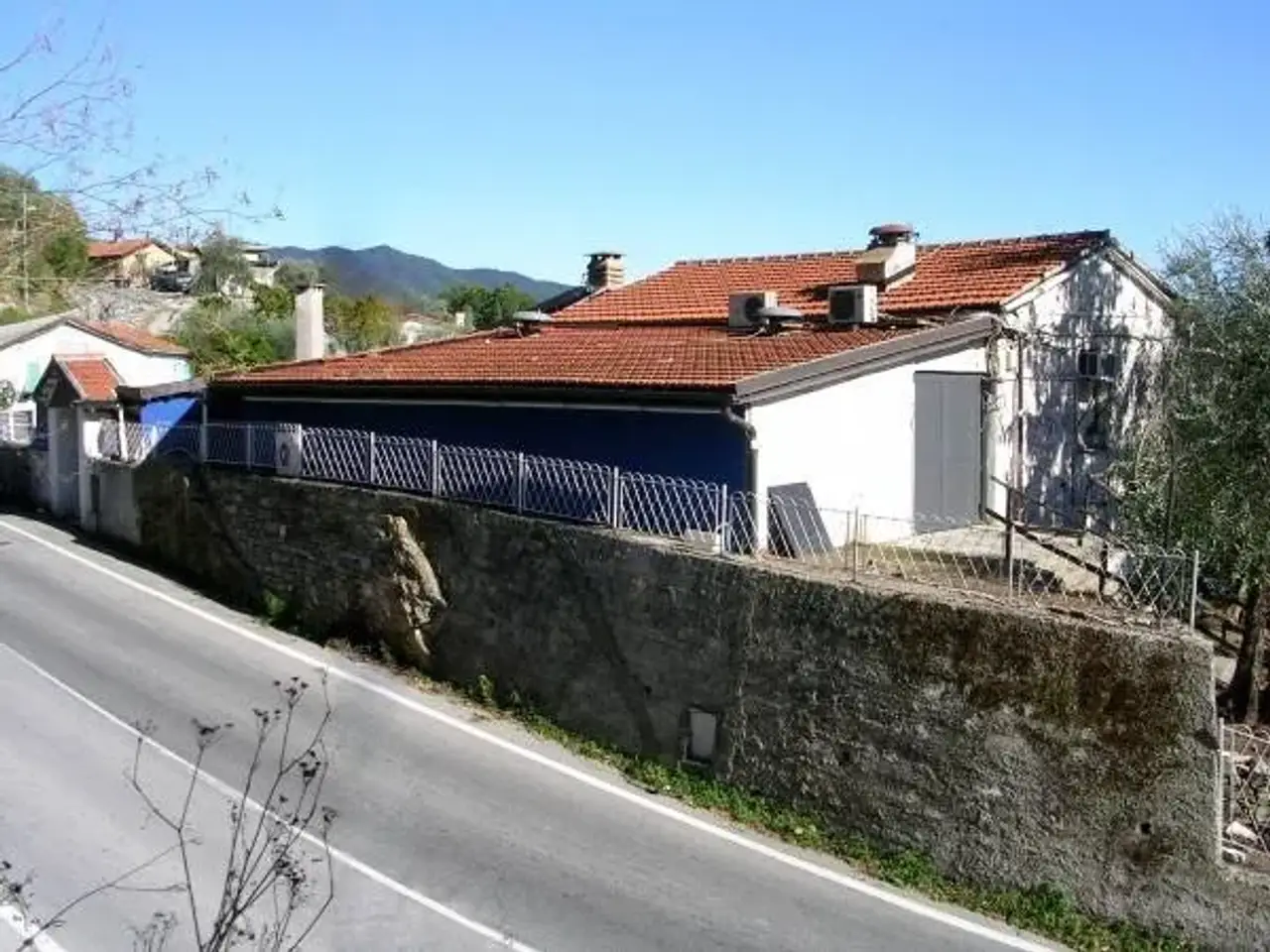 Negozio in Via Santa Maria del Campo, Rapallo, {3} - Foto 1