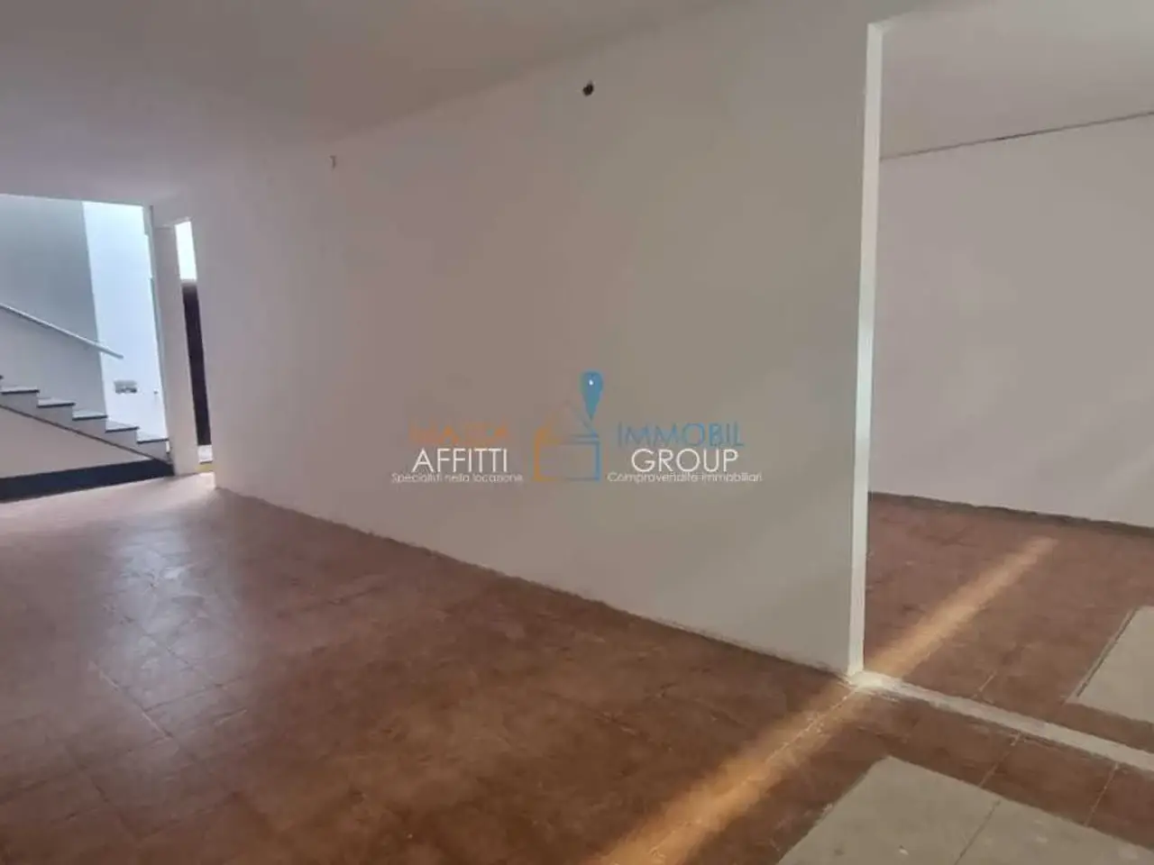 Negozio in Via Plebiscito 8/a, Carrara, {3} - Foto 2