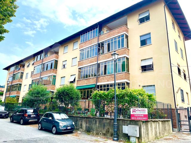 4-room flat in Piazza Marconi 2/3, Moncalieri - Photo 1