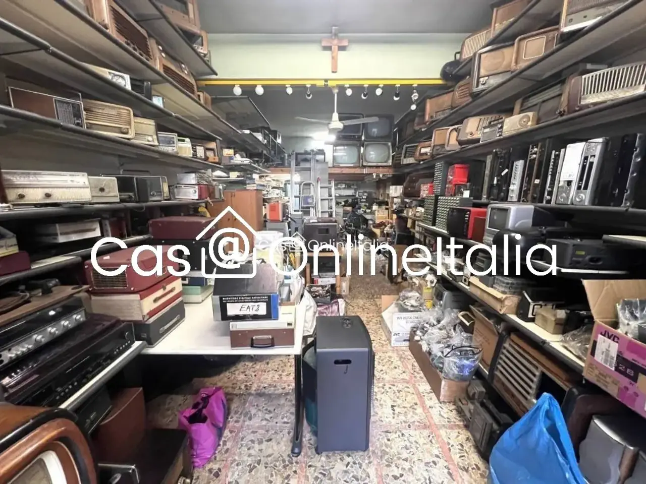 Negozio in Via Bologna, 147, Prato 159, Prato, {3} - Foto 2