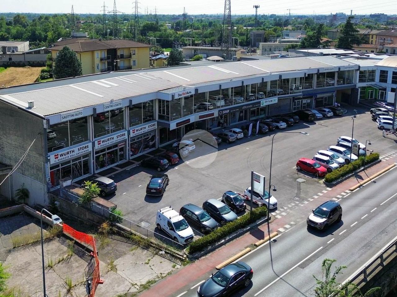 Palazzina commerciale in Viale Sant'Eufemia 94, Brescia, {3} - Foto 1