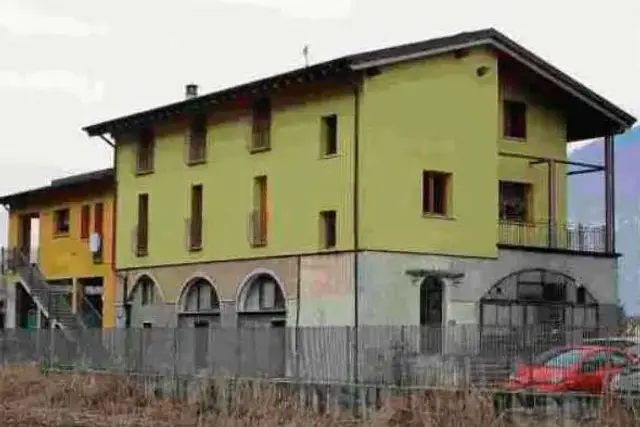 Appartamento in Via Giuseppe Mazzini, Darfo Boario Terme - Foto 1