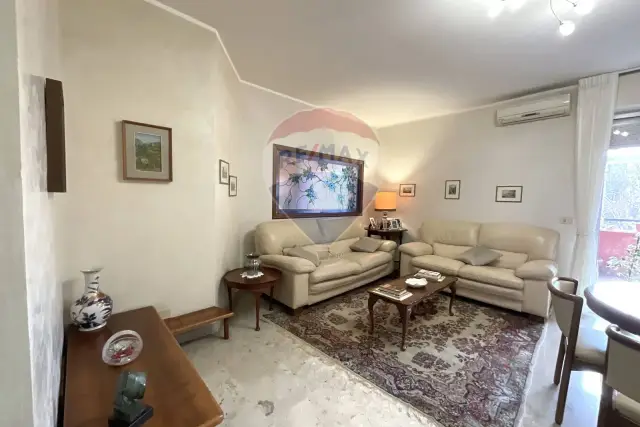 3-room flat in Via Valera 31, Arese - Photo 1