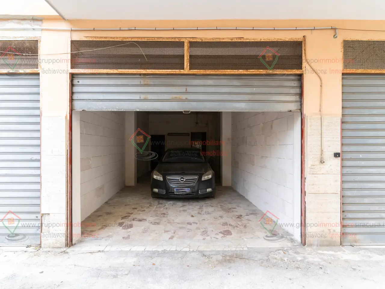 Parcheggio chiuso in , Siracusa, {3} - Foto 1