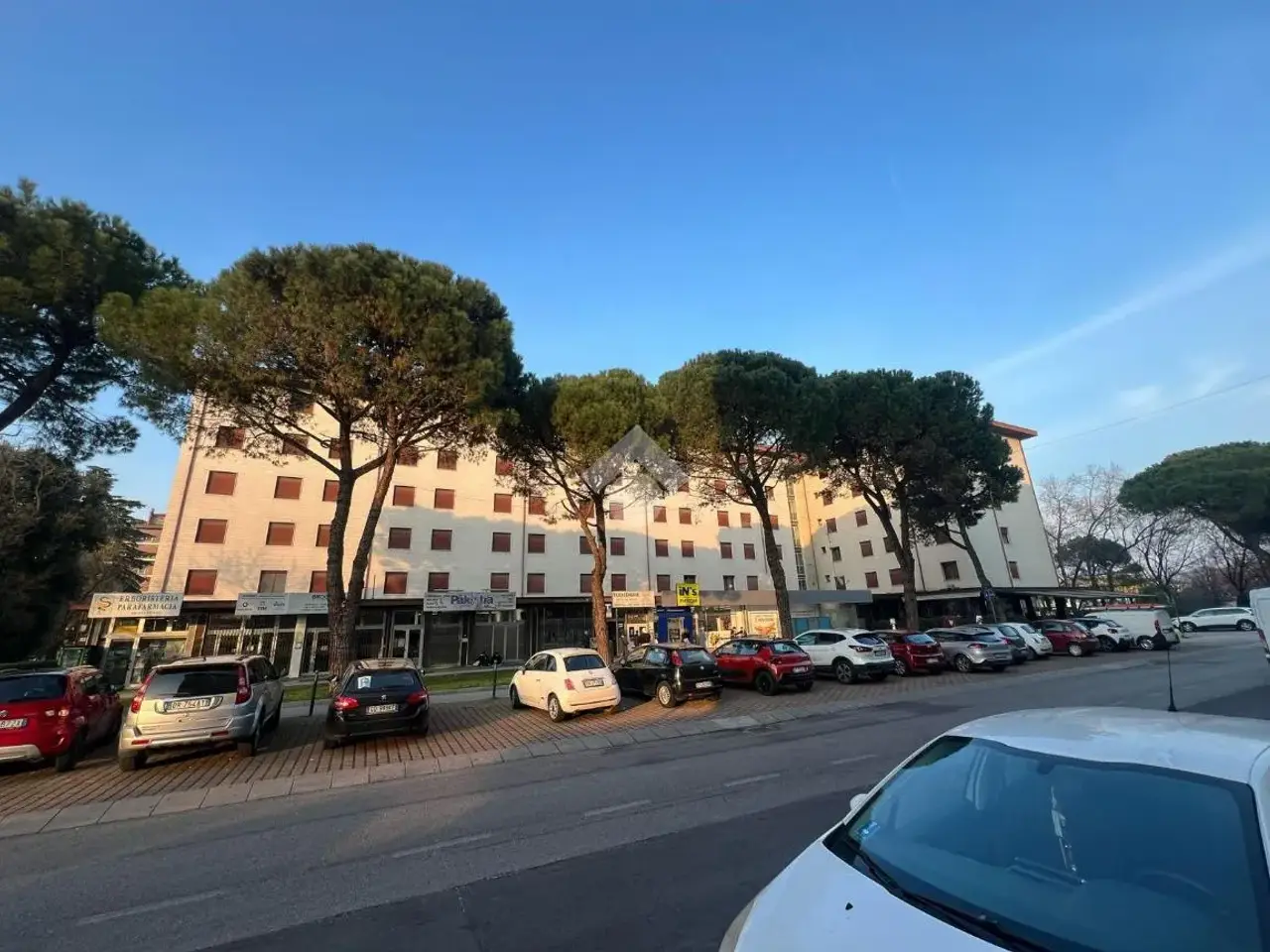 Palazzina commerciale in Viale Don Luigi Sturzo 51, Venezia, {3} - Foto 1