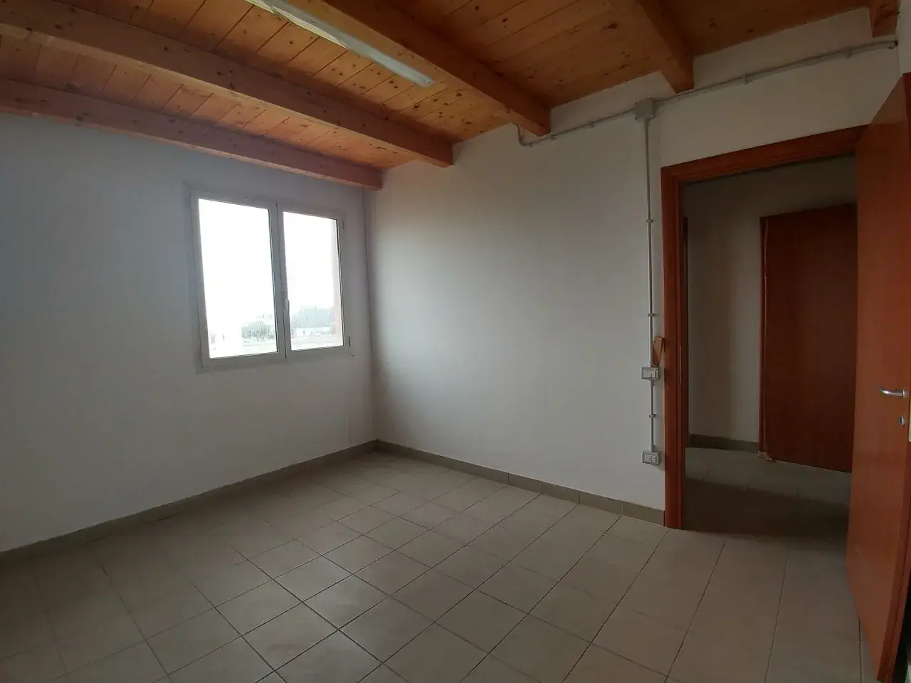 Magazzino in , Selargius, {3} - Foto 2