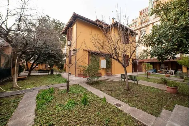 Villa in Via Felice Cavallotti, 36, Roma - Foto 1