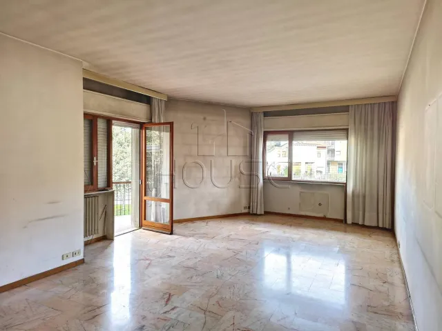 4-room flat in Viale Unità d'Italia, Umbertide - Photo 1