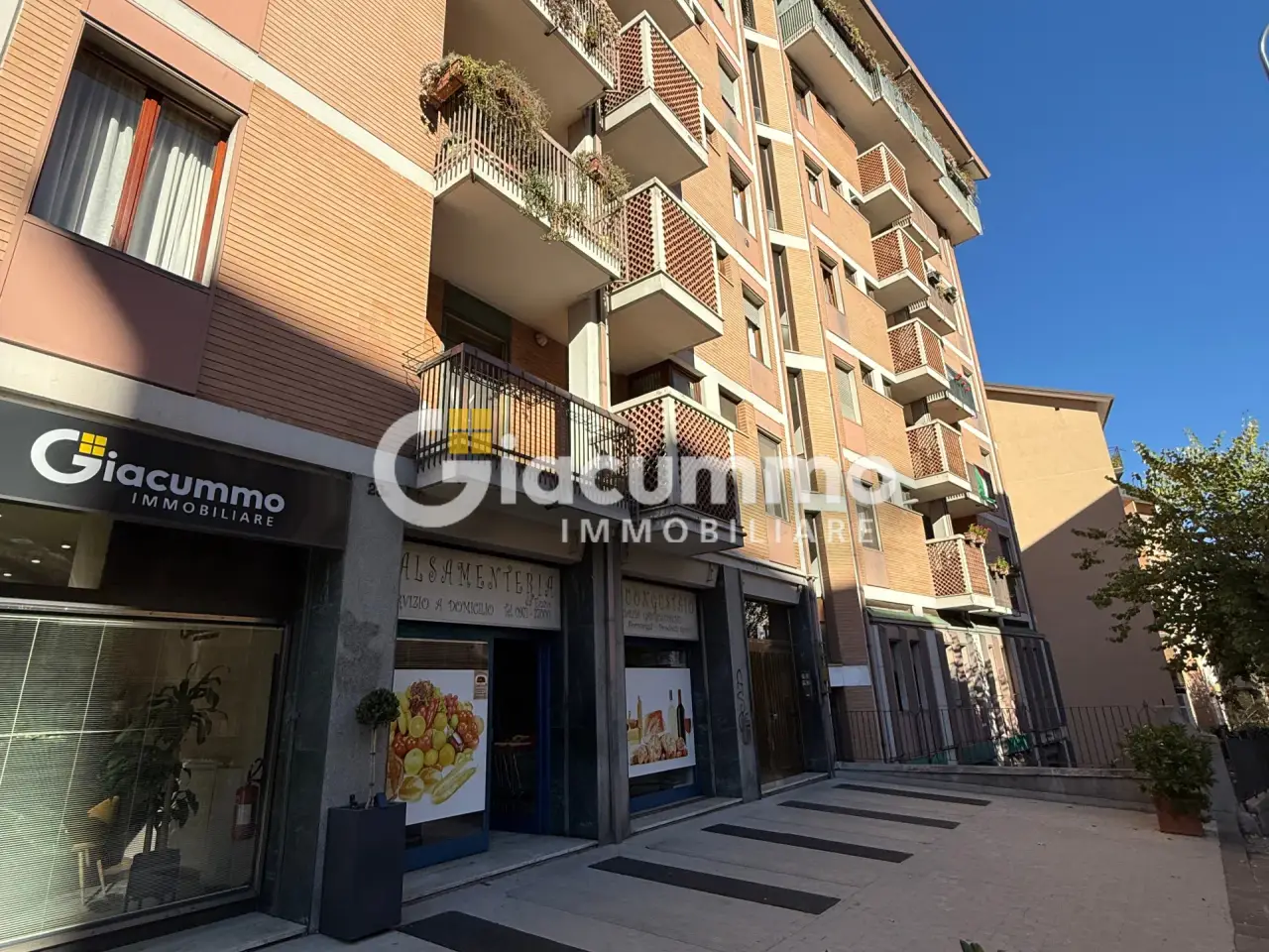 Palazzina commerciale in Via Giuseppe Mazzini 23, Potenza, {3} - Foto 2