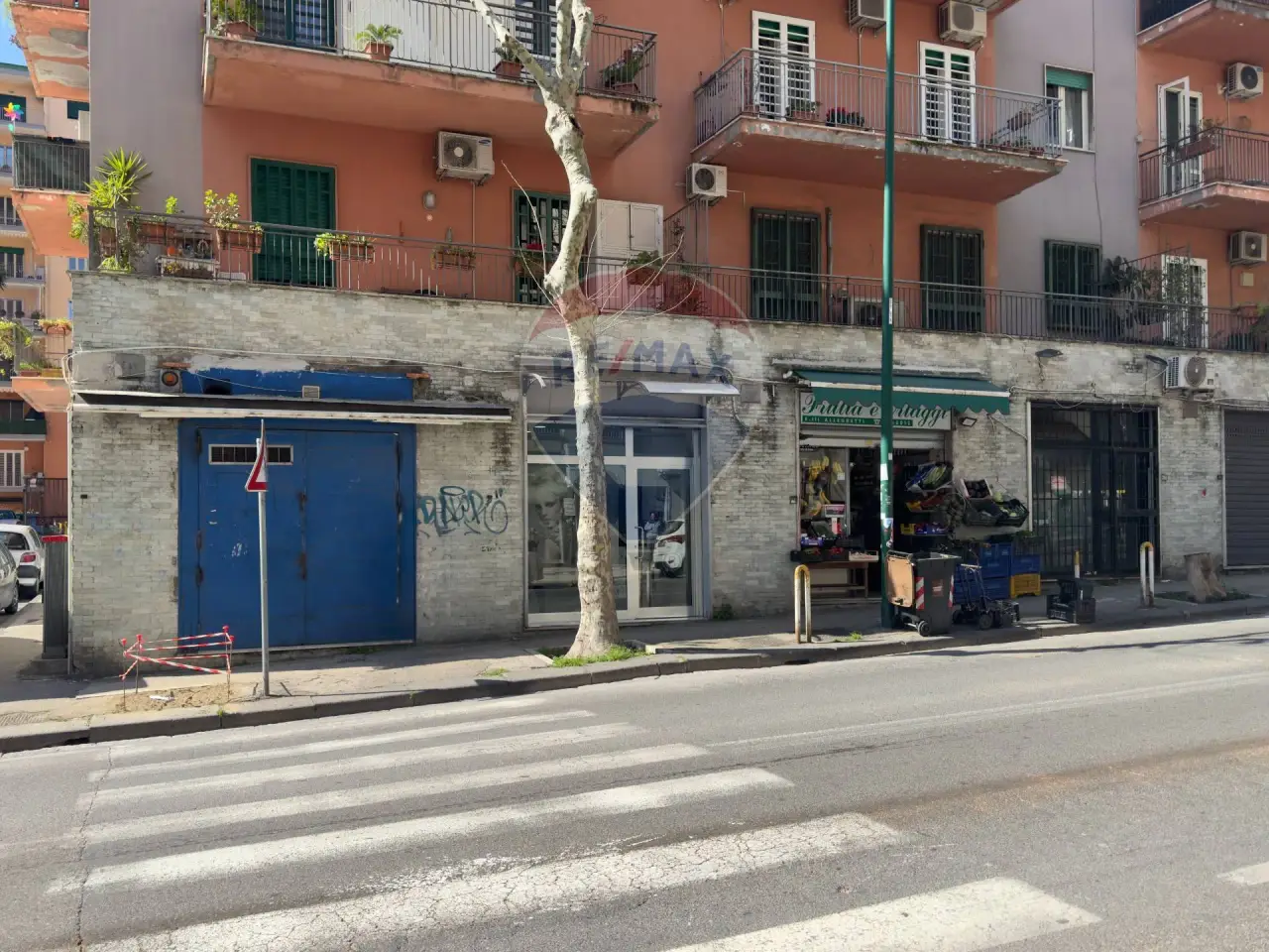 Negozio in Via Bernardo Cavallino 63a, Napoli, {3} - Foto 1